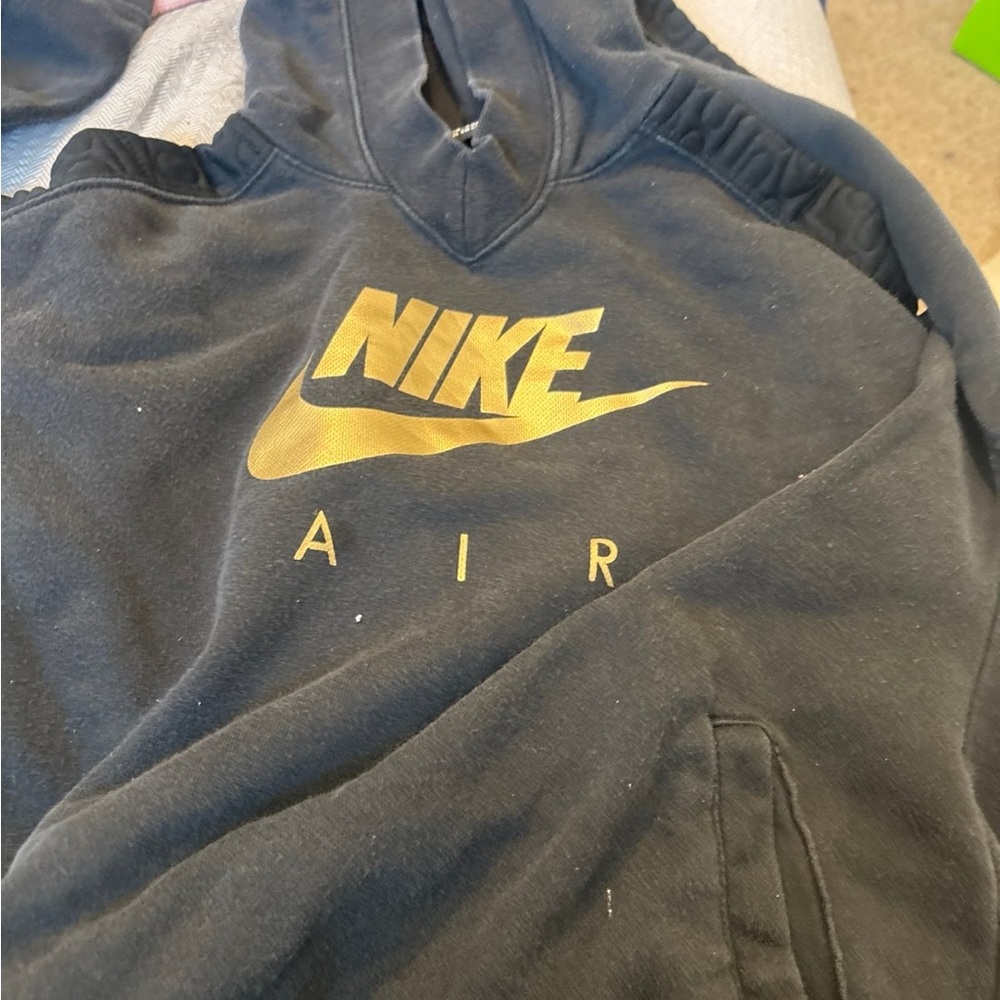 Nike Men's Black and Gold Hoodie